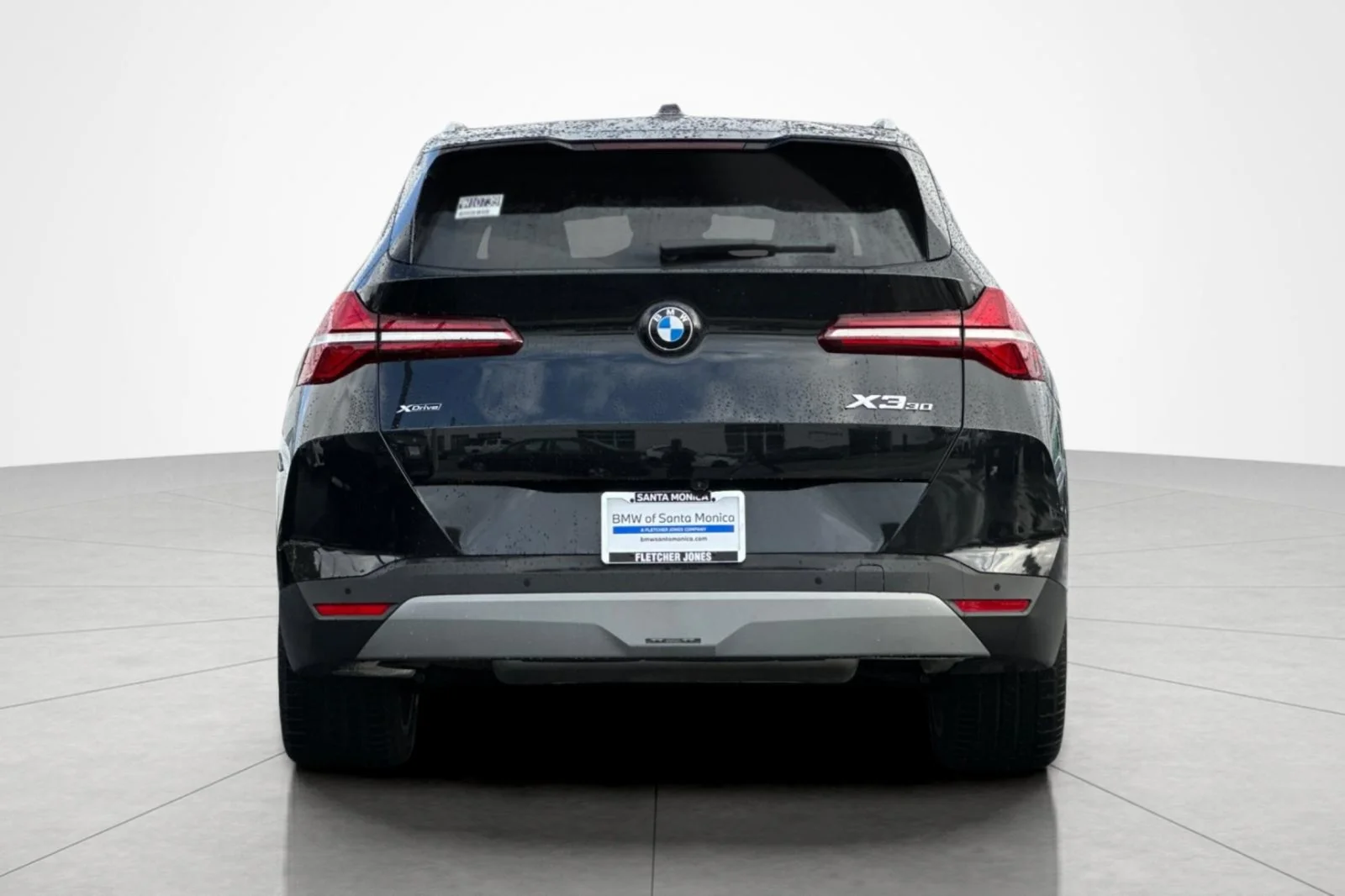 Used 2025 Black Sapphire Metallic BMW 30 xDrive image 4