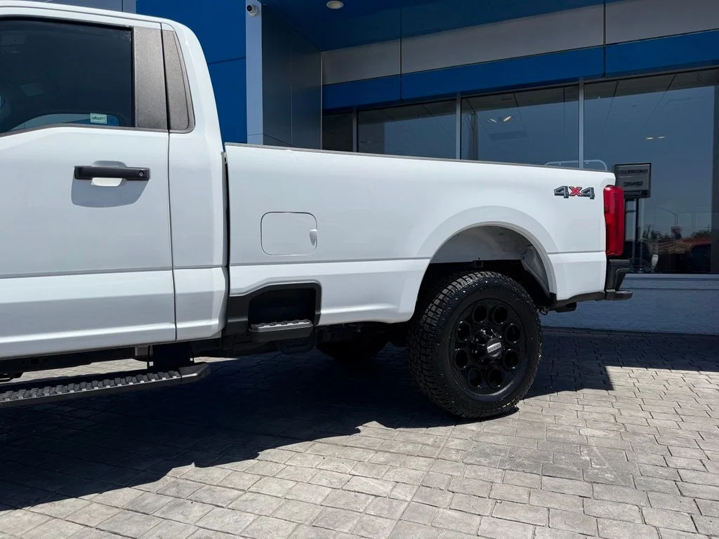 Used 2023 White Ford XL image 6