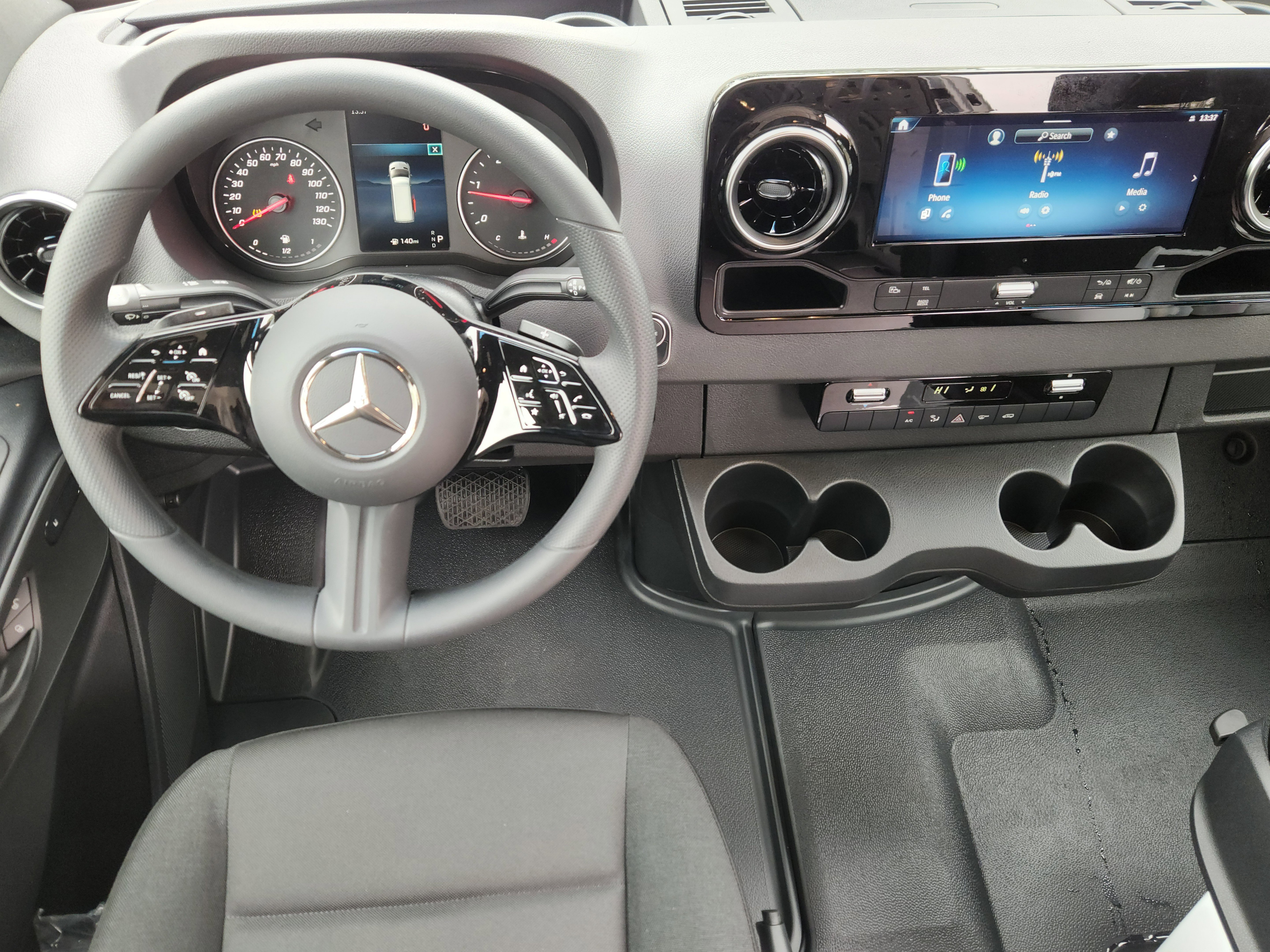 New 2026 Arctic White Mercedes-Benz Cargo 170 WB image 21