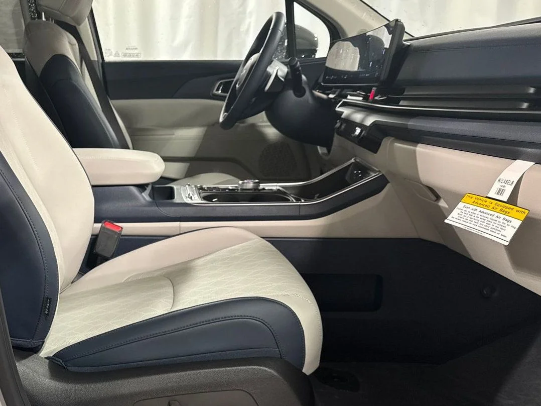 New 2026 Ivory Silver Kia SX image 30