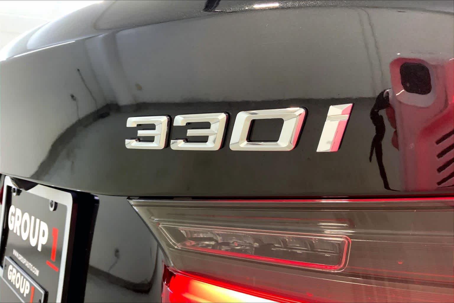 Used 2025 Black Sapphire Metallic BMW 330i xDrive image 29