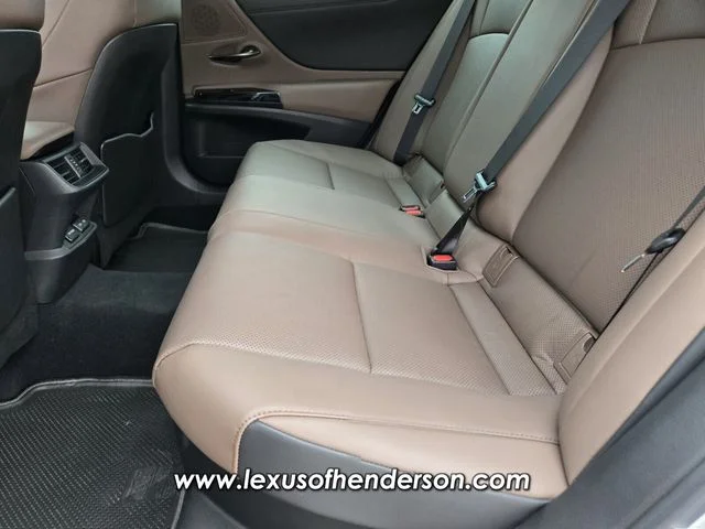 Certified Used 2025 White Lexus 300h image 13