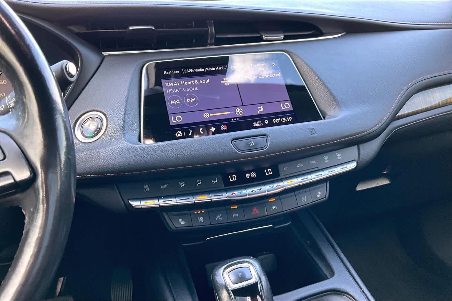 Used 2019 Autumn Metallic Cadillac FWD Premium Luxury image 7