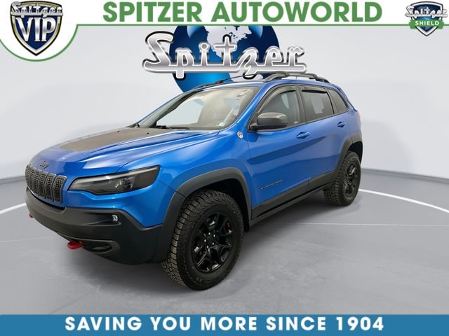Used 2019 Blue Jeep Trailhawk image 7