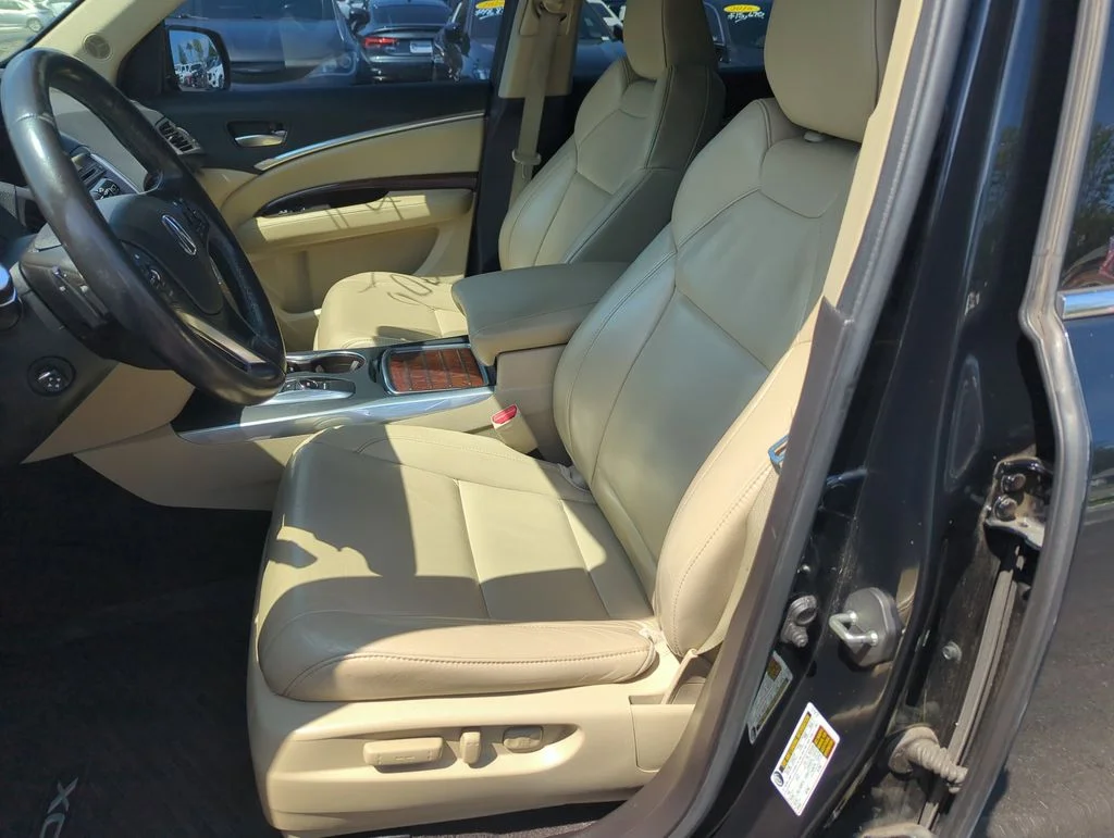 Used 2017  Acura 3.5L image 11