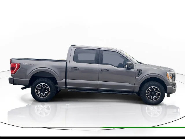 Certified Used 2023 Gray Ford XLT image 4