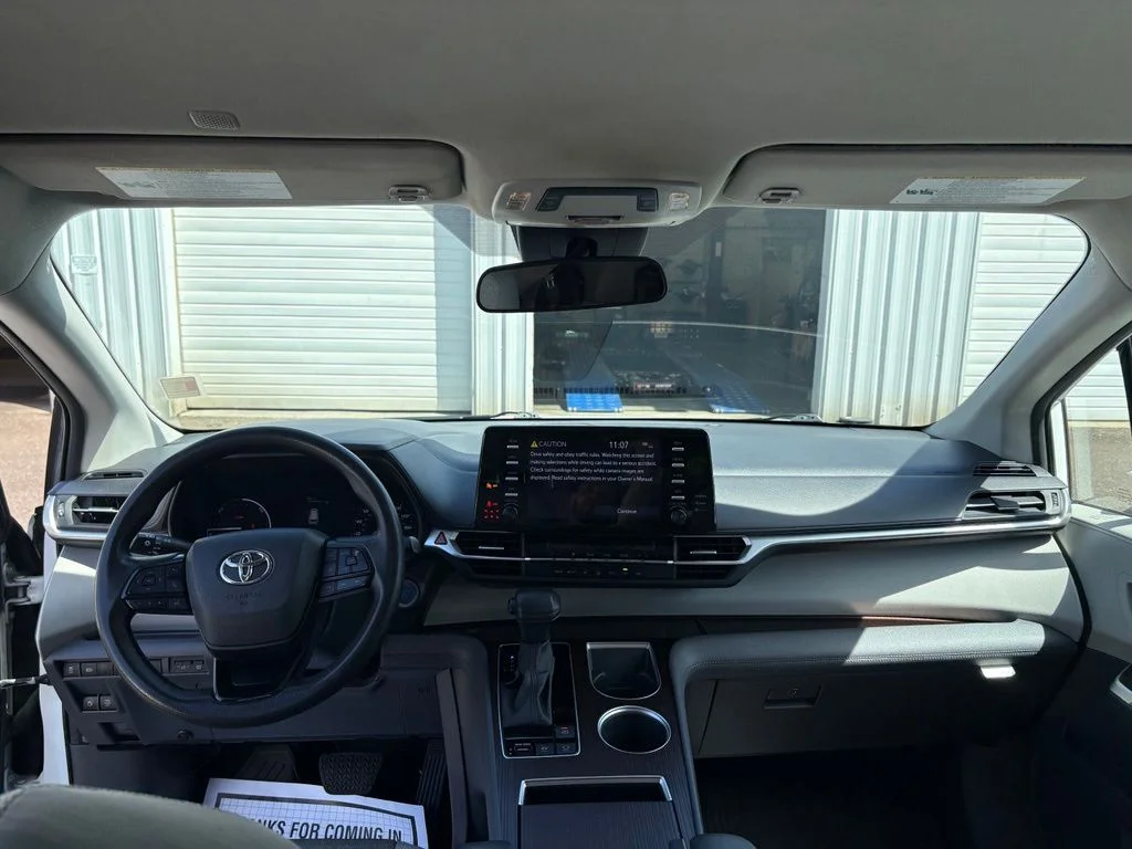 Used 2023 White Toyota LE image 18