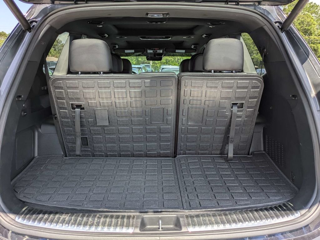 Used 2025 Gray Kia SX X-Line image 13