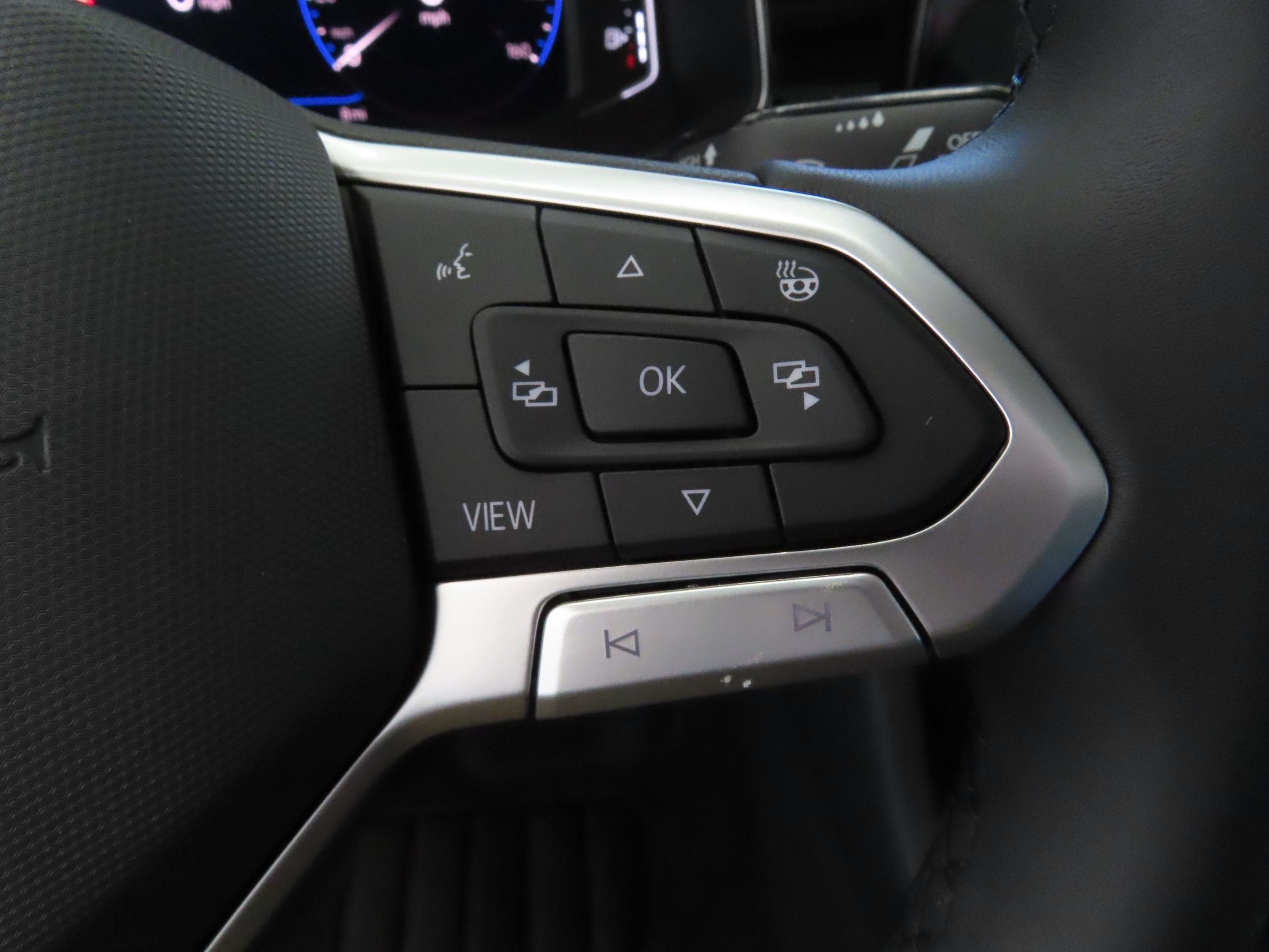 New 2026 Silver Volkswagen 1.5T SEL image 14