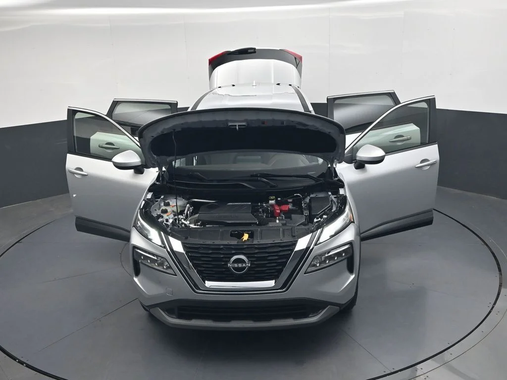 Used 2023 Silver Nissan SV image 54