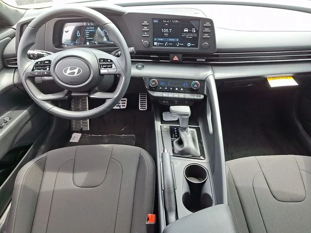 New 2026 White Hyundai SEL Sport image 10