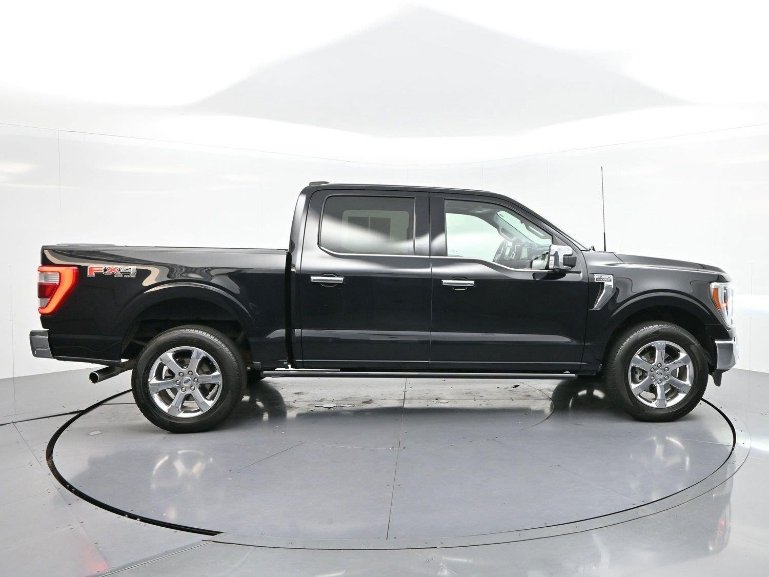 Used 2023 Agate Black Metallic Ford XL image 8