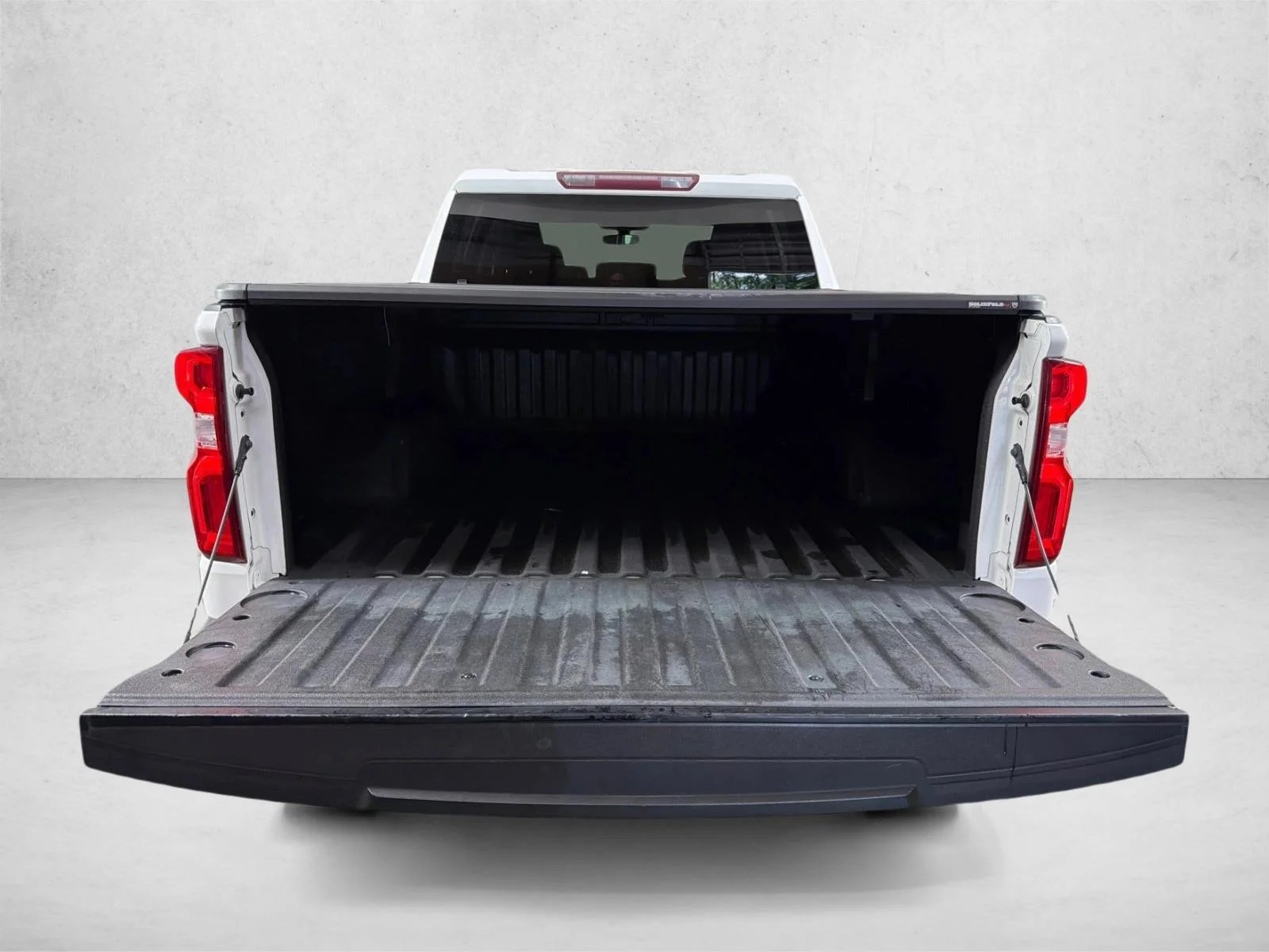 Used 2020 White Chevrolet RST image 18