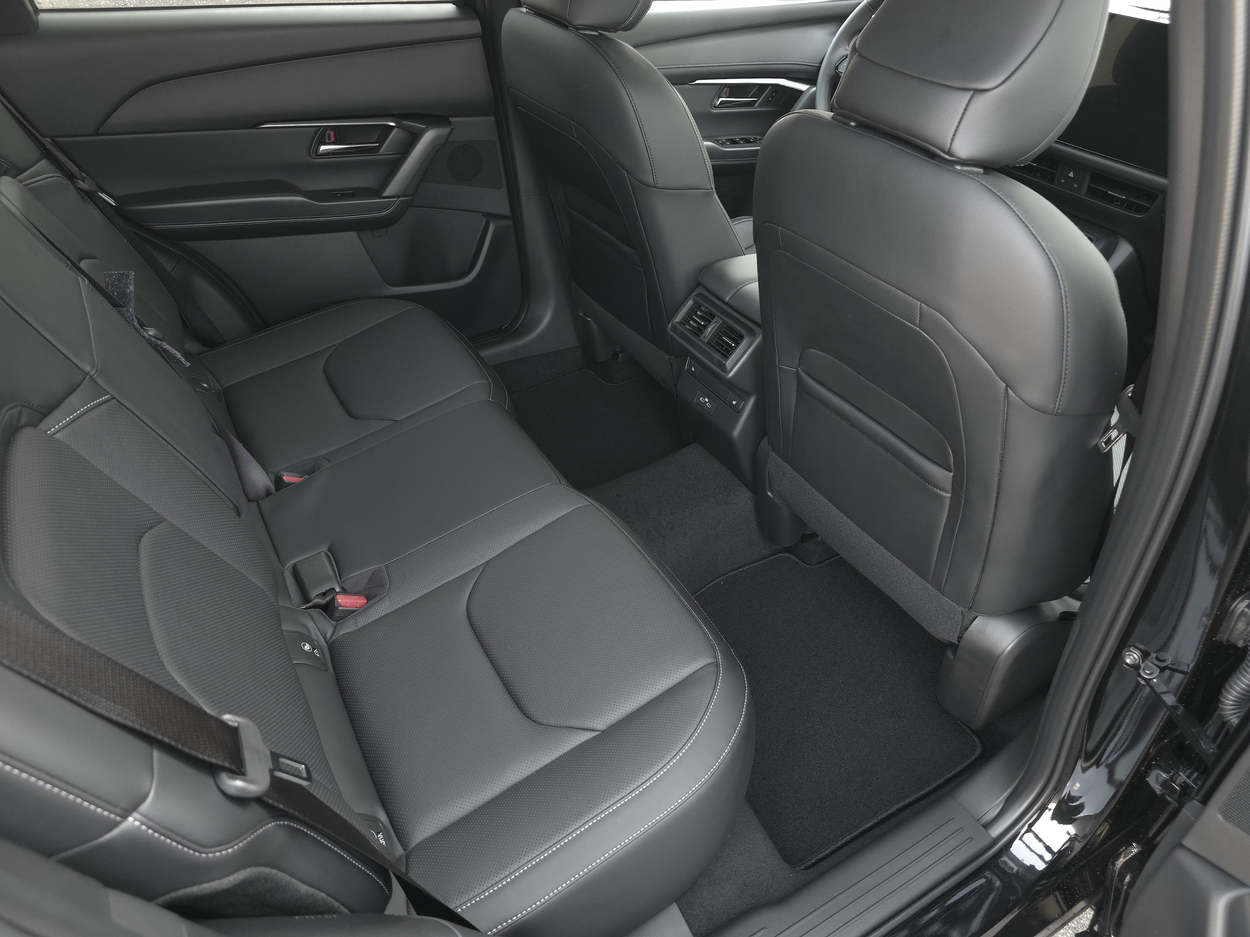 New 2026 Jet Black Mica Mazda 2.5 S Premium Plus AWD image 41