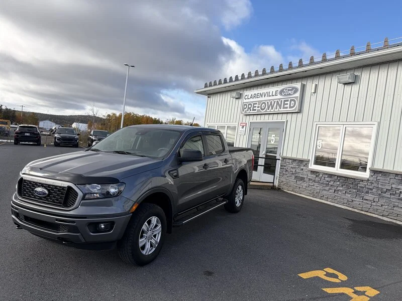Used 2021 Grey Ford XLT image 2
