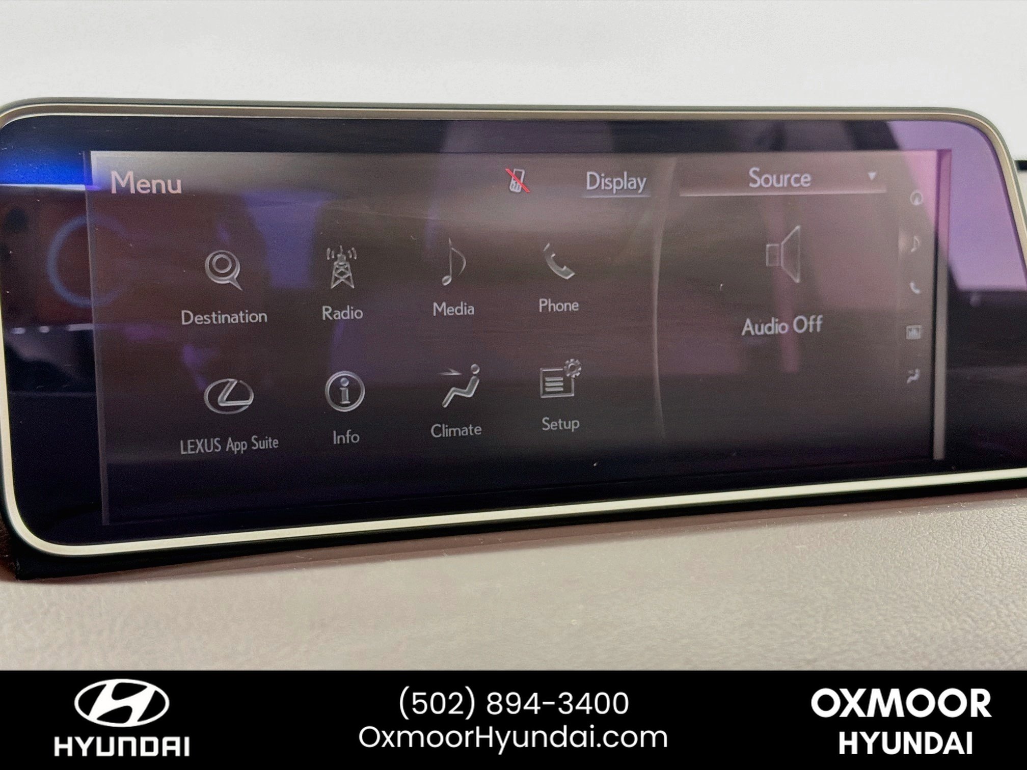 Used 2017 Eminent White Pearl Lexus Base image 15