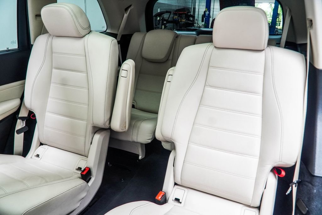 Used 2023 White Mercedes-Benz GLS 450 image 48