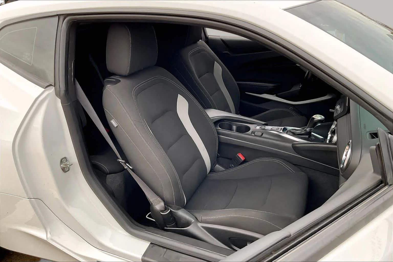 Used 2023 Summit White Chevrolet LT1 image 9