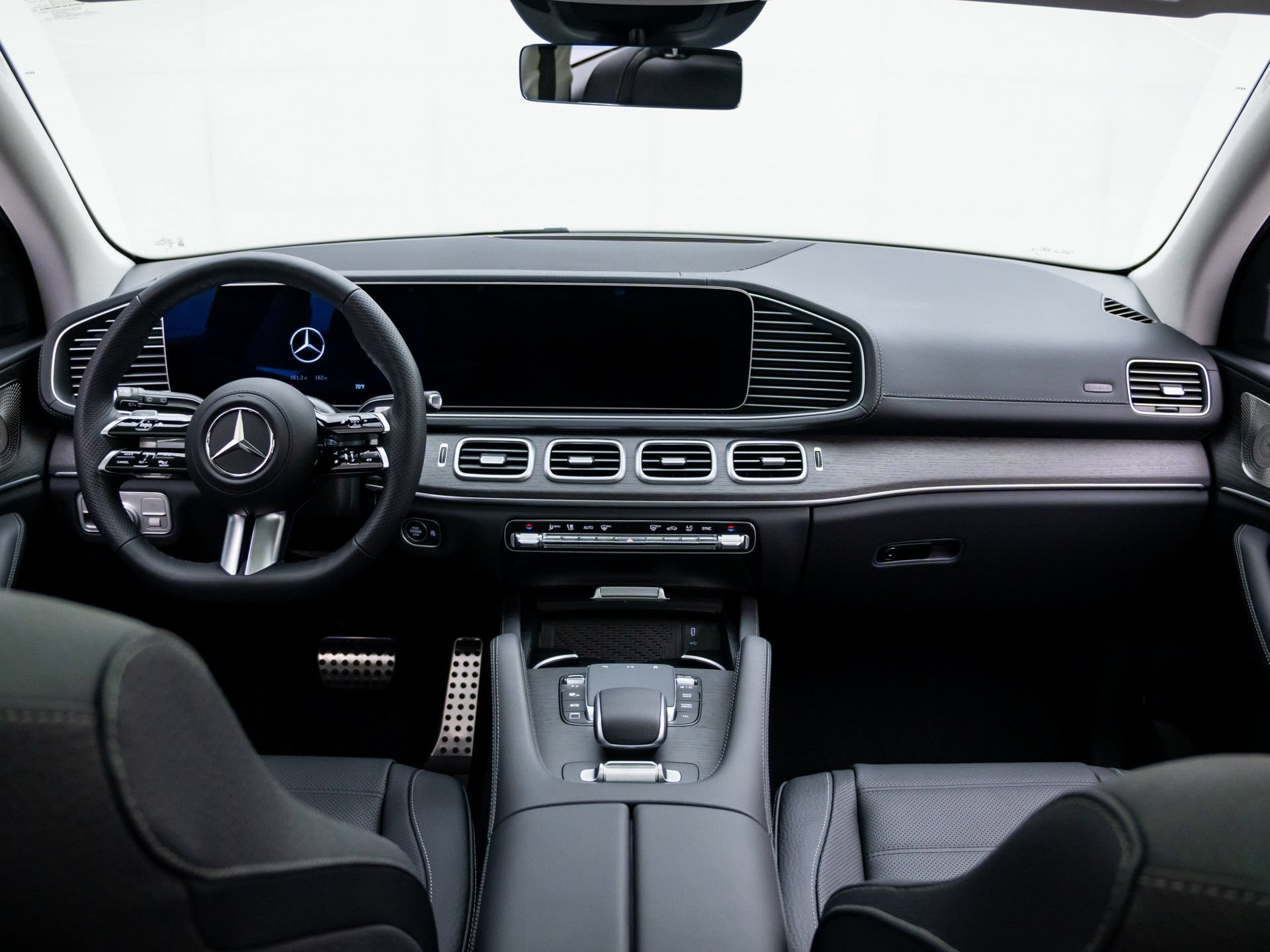 New 2026 MANUFAKTUR Alpine Grey Mercedes-Benz GLS 450 image 52