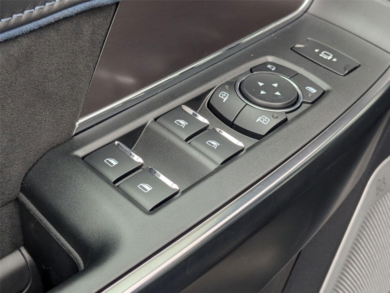 2026 Ford F-250 Super Duty Platinum - Photo 13