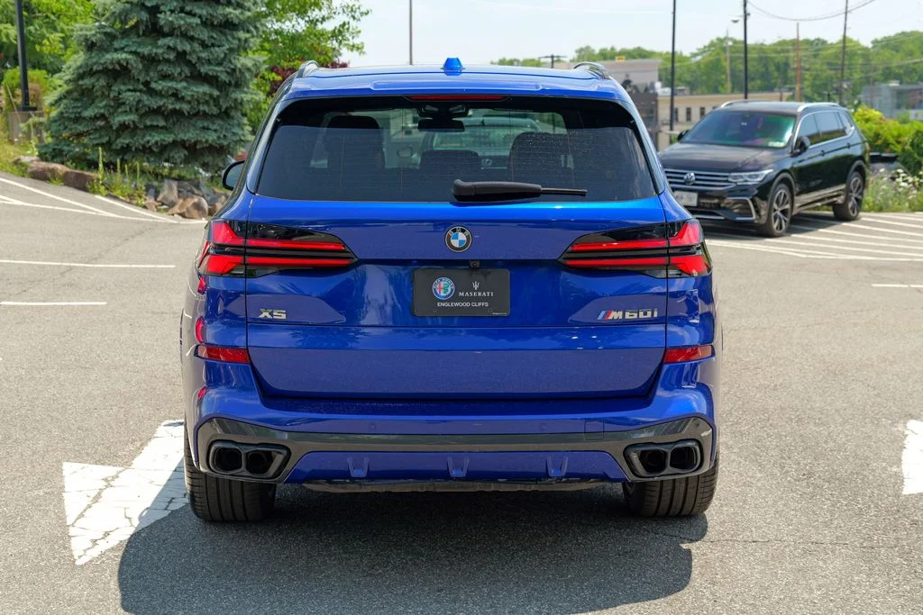 Used 2025 Marina Bay Blue Metallic BMW M60i image 7