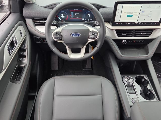 New 2026 Star White Metallic Tri-Coat Ford Active image 13