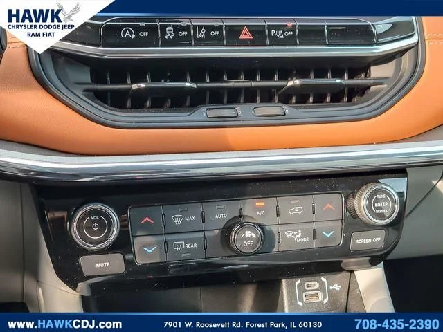 Used 2022 White Jeep Limited image 21