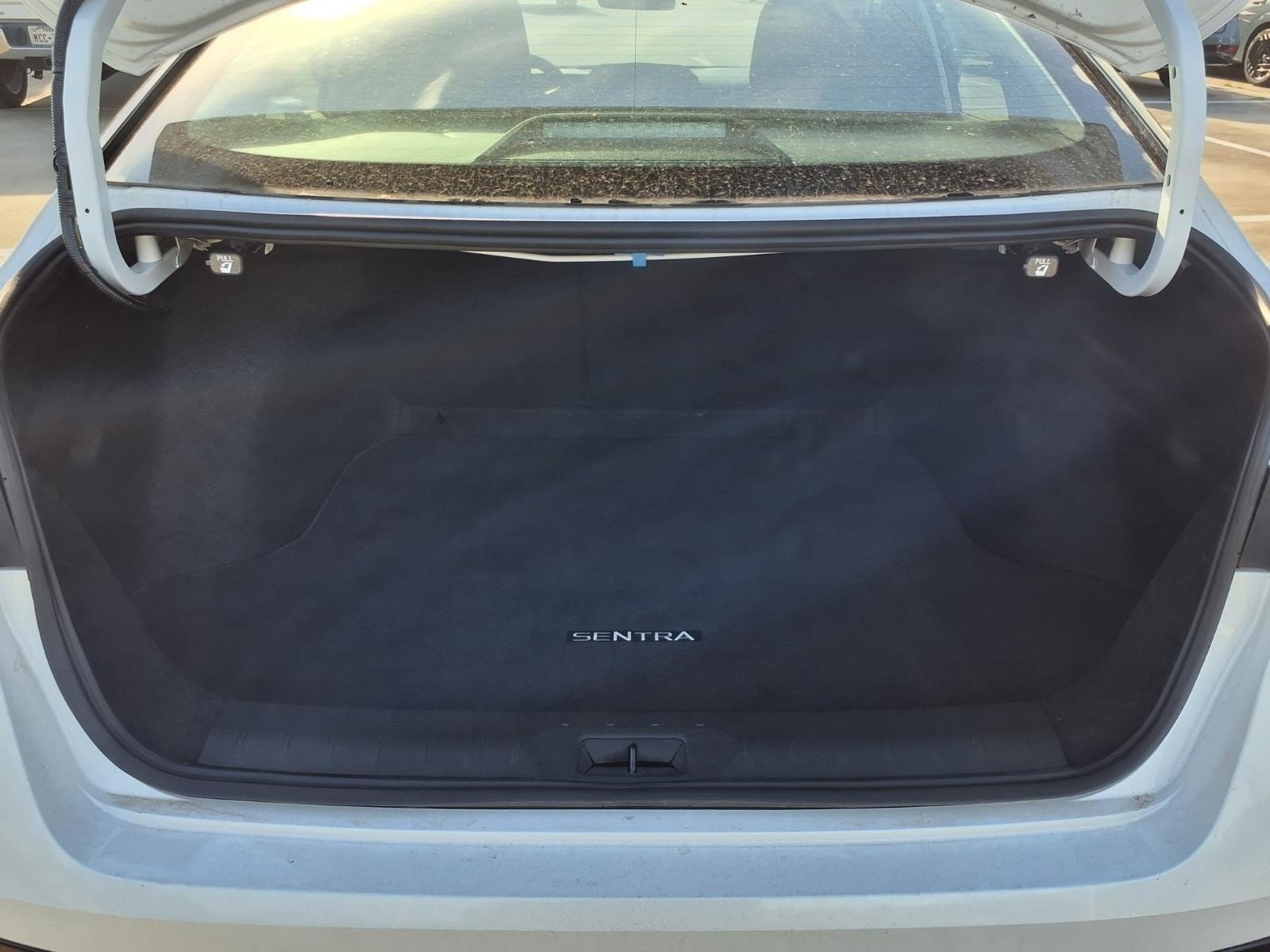2026 Nissan Sentra SR White at Robbins Nissan