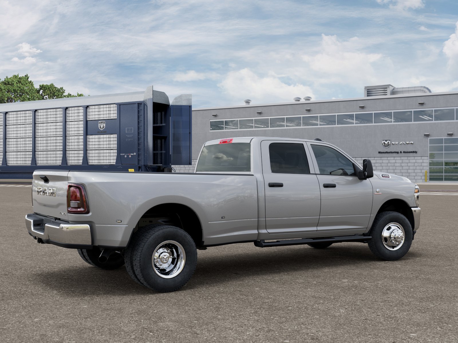 New 2027 Silver-Zynith Exterior Paint RAM TRADESMAN image 4