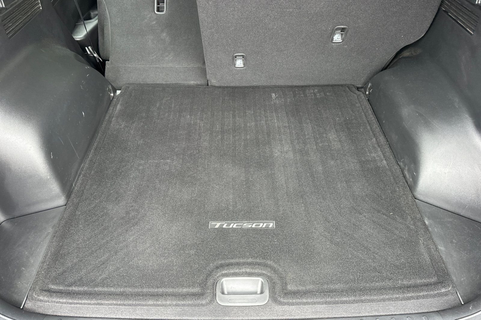 Used 2024 Black Hyundai SEL image 17
