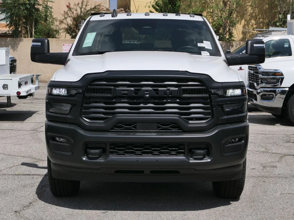 New 2026 Bright White Clearcoat RAM Tradesman image 9