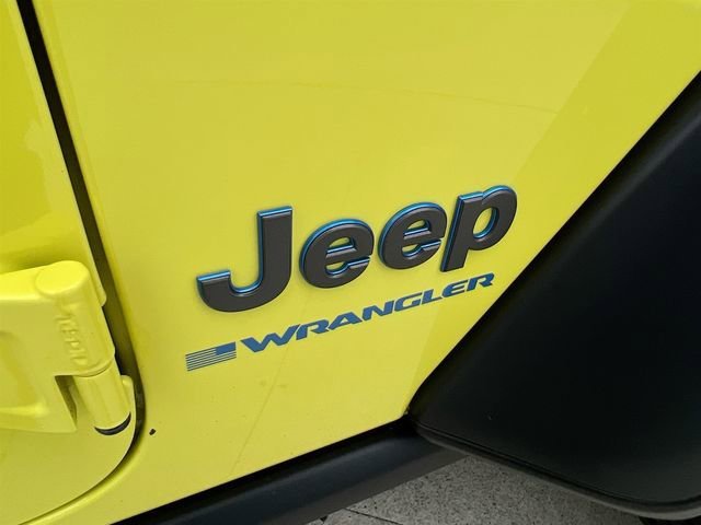 Used 2023 Yellow Jeep Rubicon 4x4 image 39