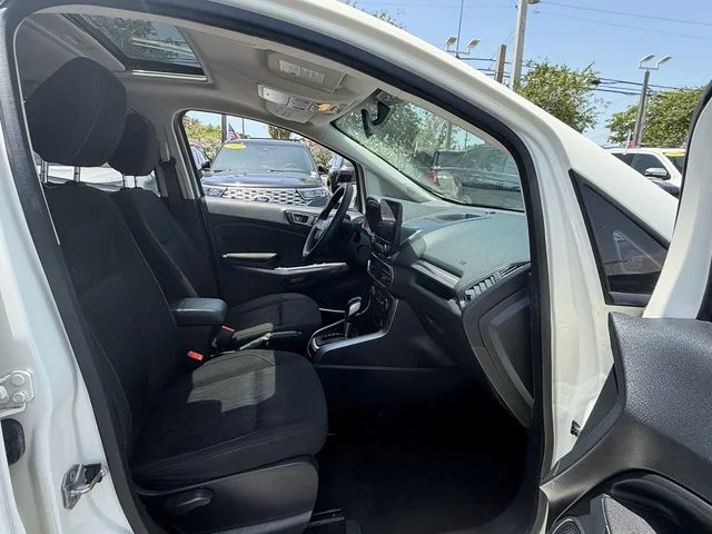 Used 2021 White Ford SE image 14