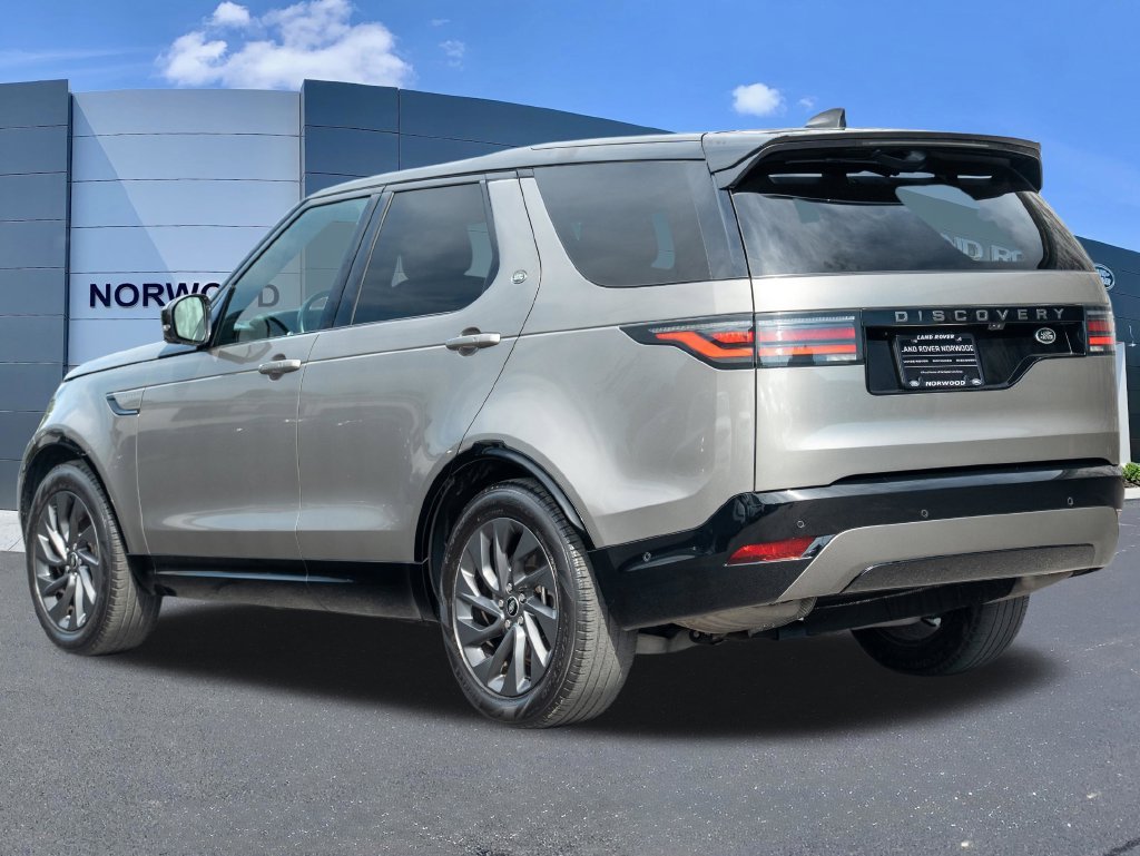 Used 2023 Silver Land Rover S R-Dynamic image 7