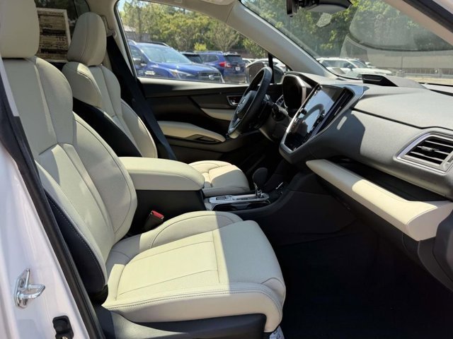New 2026 CRYSTAL WHITE PEARL Subaru Limited 7-Passenger image 10
