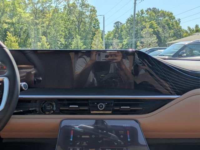 New 2026 RADIANT WHITE INFINITI Luxe 2WD image 19