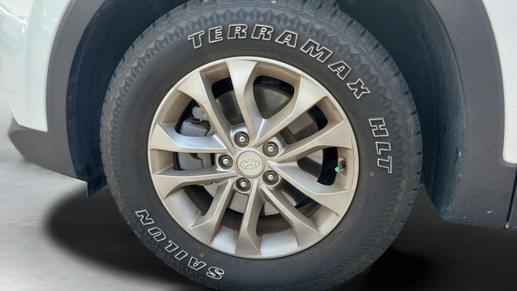 2020 Hyundai Santa Fe SE - Photo 26