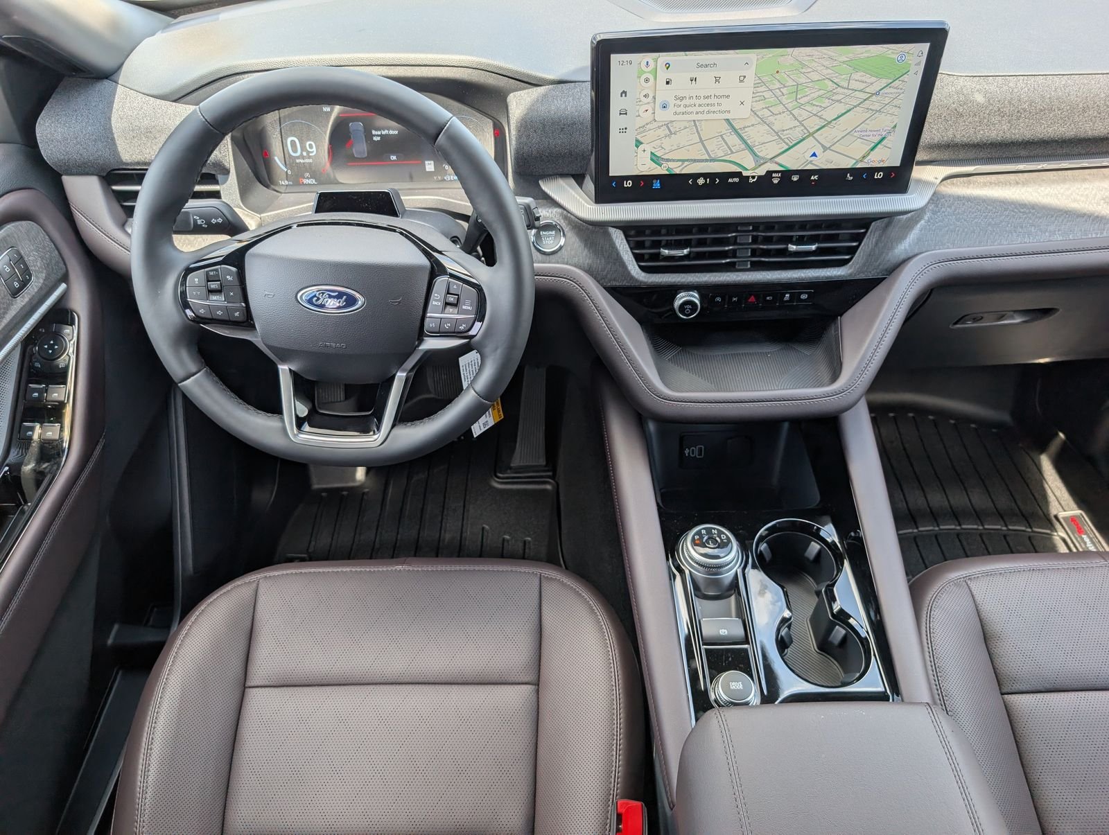 New 2026 Star White Metallic Tri-Coat Ford Platinum image 6
