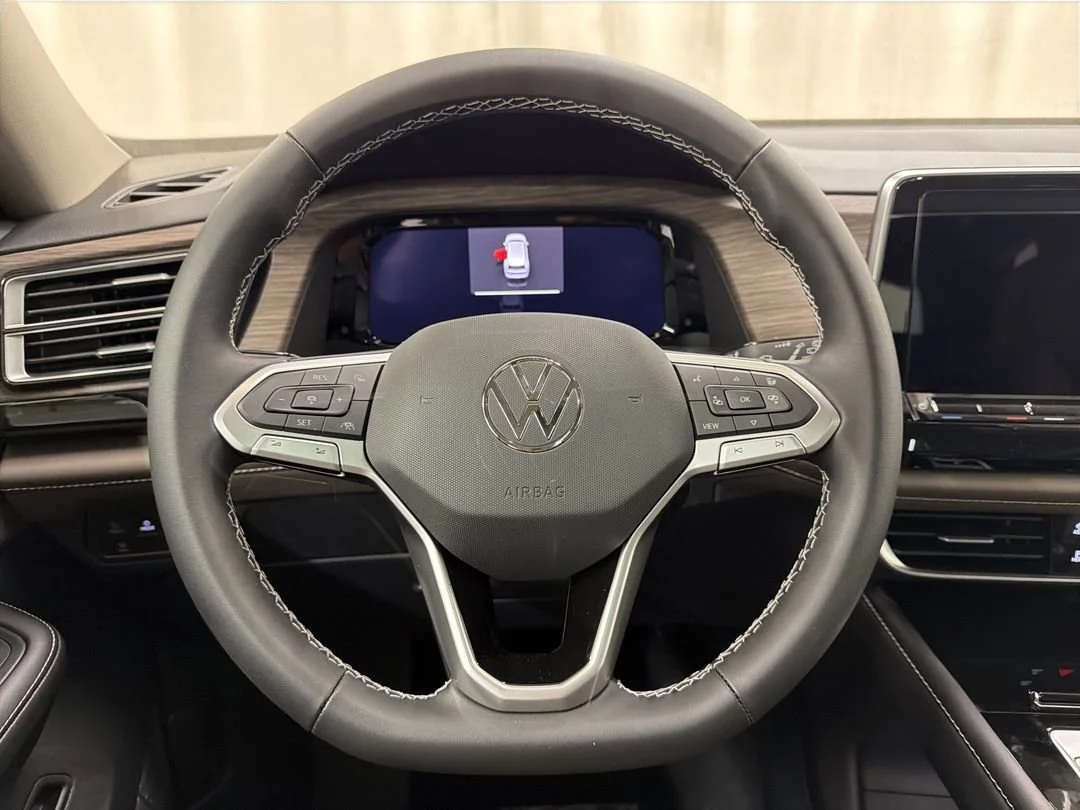 New 2026 Deep Black Pearl Volkswagen 2.0T SEL image 16