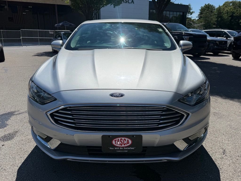 Used 2017 Silver Ford SE image 3