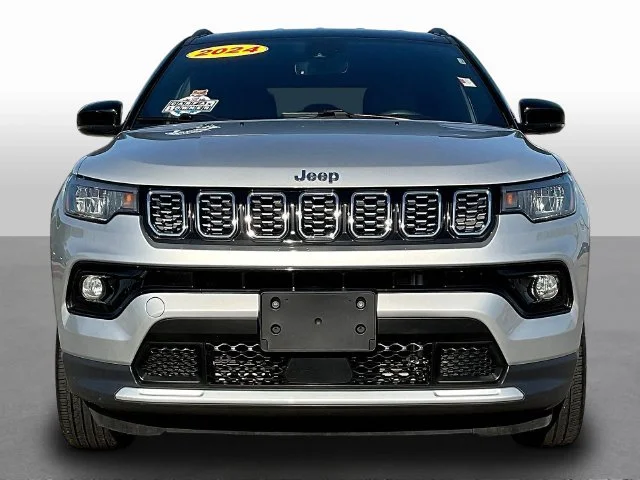 Used 2024 Silver Jeep Limited image 2