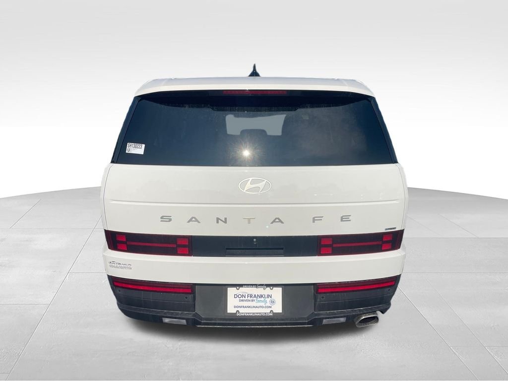 Used 2025 White Hyundai SE image 4