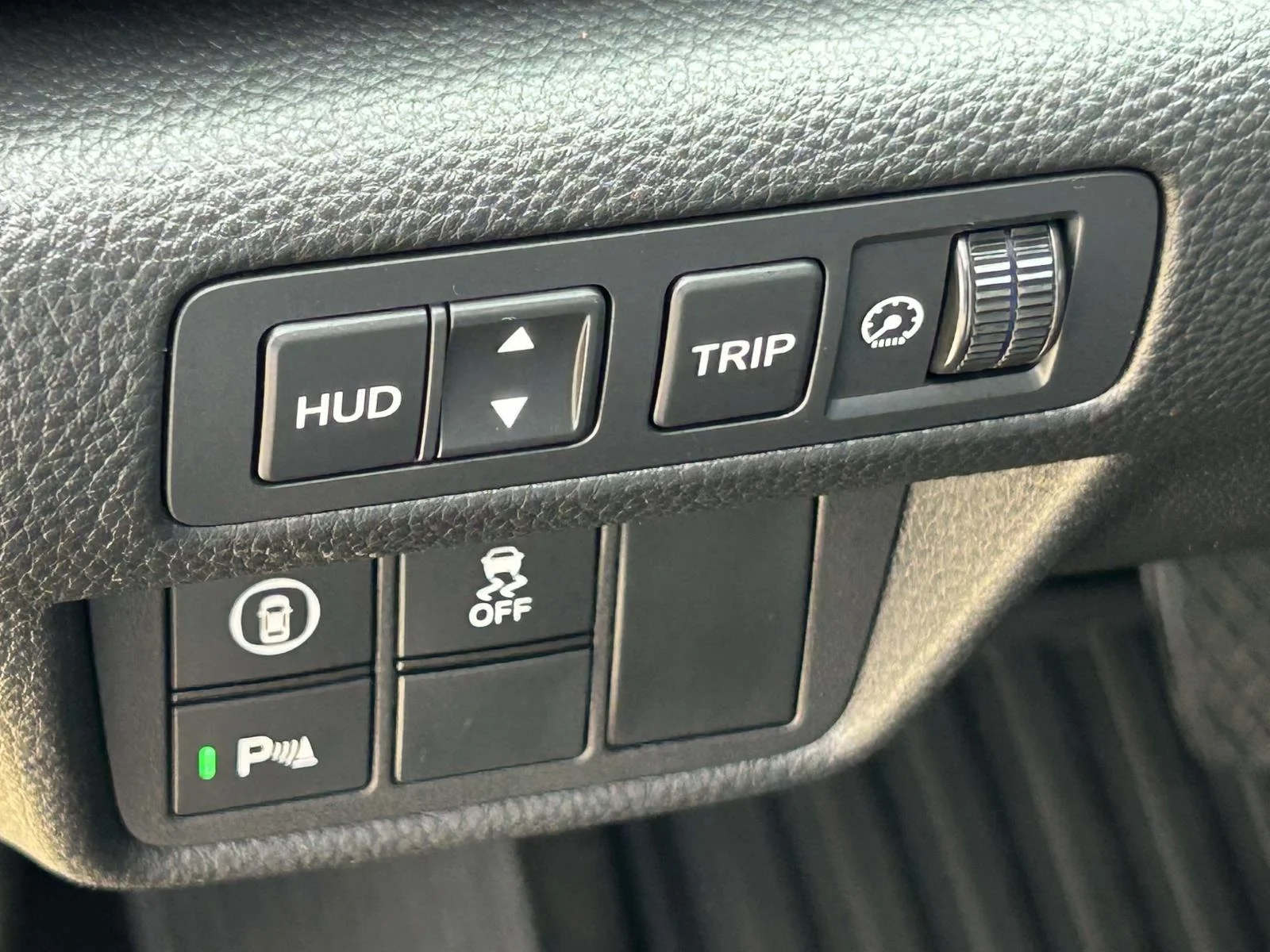 Certified Used 2019 Black Honda Touring 2.0T Auto image 12