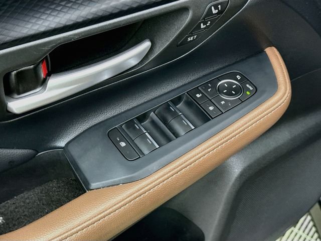 Used 2024 Blue Toyota MAX Platinum image 18