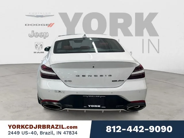 Used 2023 White Genesis 3.3T image 4