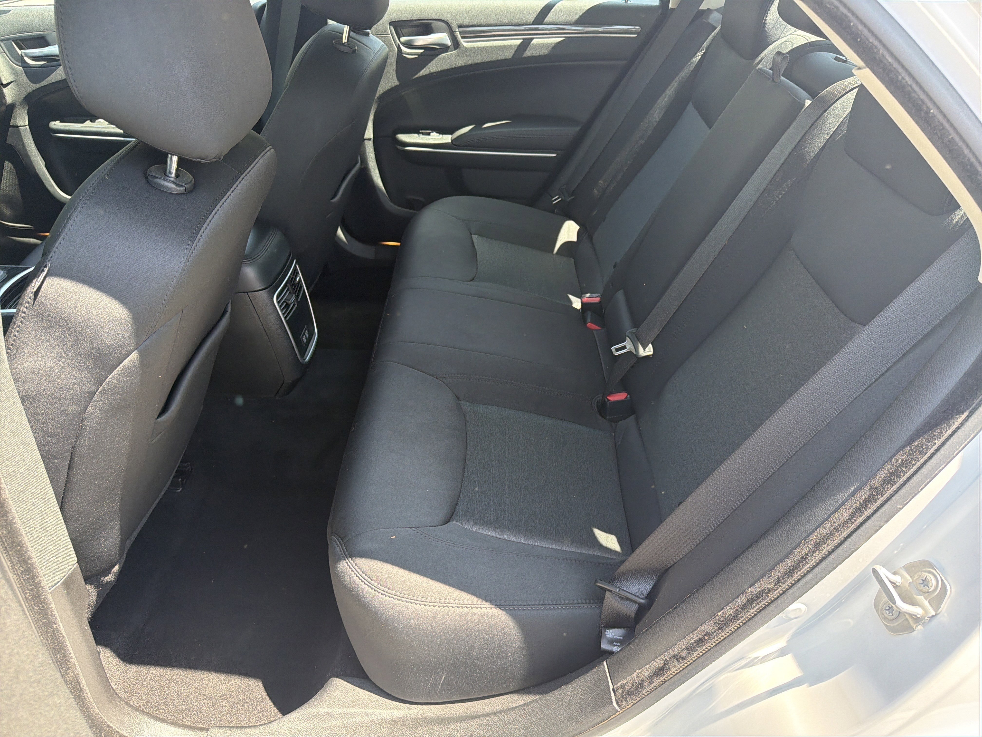 Used 2022 Bright White Clearcoat Chrysler Touring image 31