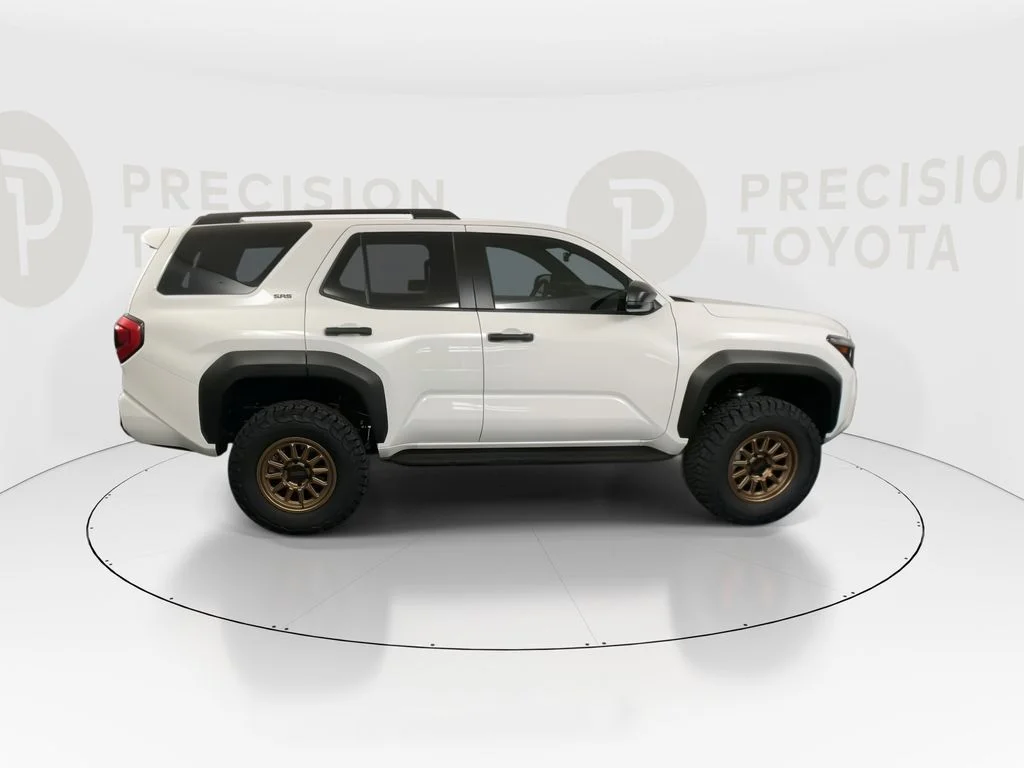 New 2026 Ice Cap Toyota SR5 image 22