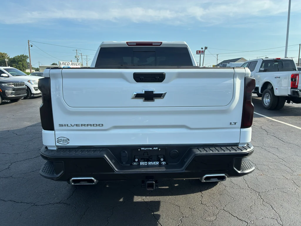 Used 2025 Summit White Chevrolet LT Trail Boss image 6
