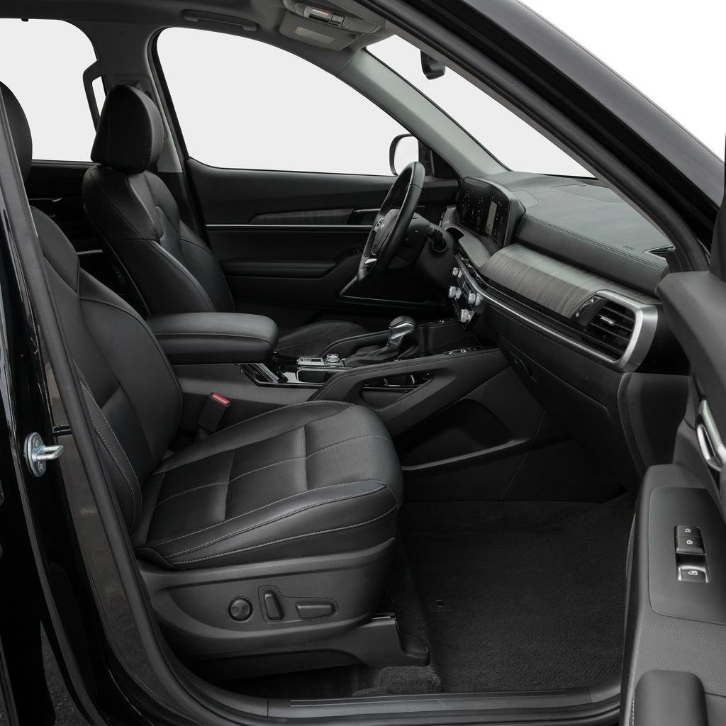 Used 2025 Ebony Black Kia S image 15