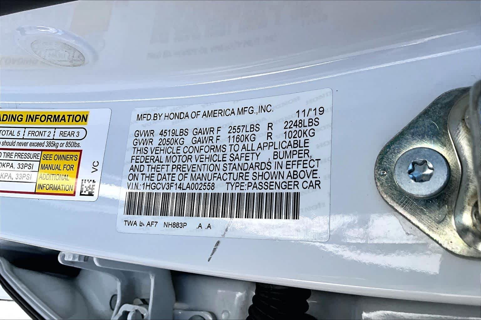 Used 2020 Platinum White Pearl Honda  image 36